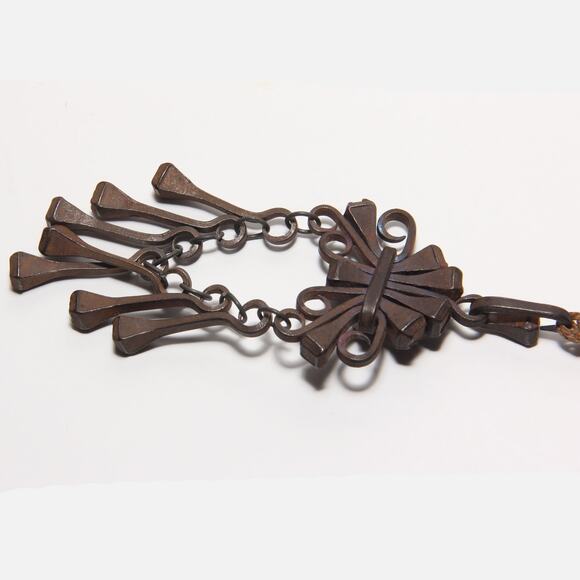 Vintage Artisan Mid-Century Macrame & Horseshoe Nail Pendant Necklace Handmade - Picture 4 of 7